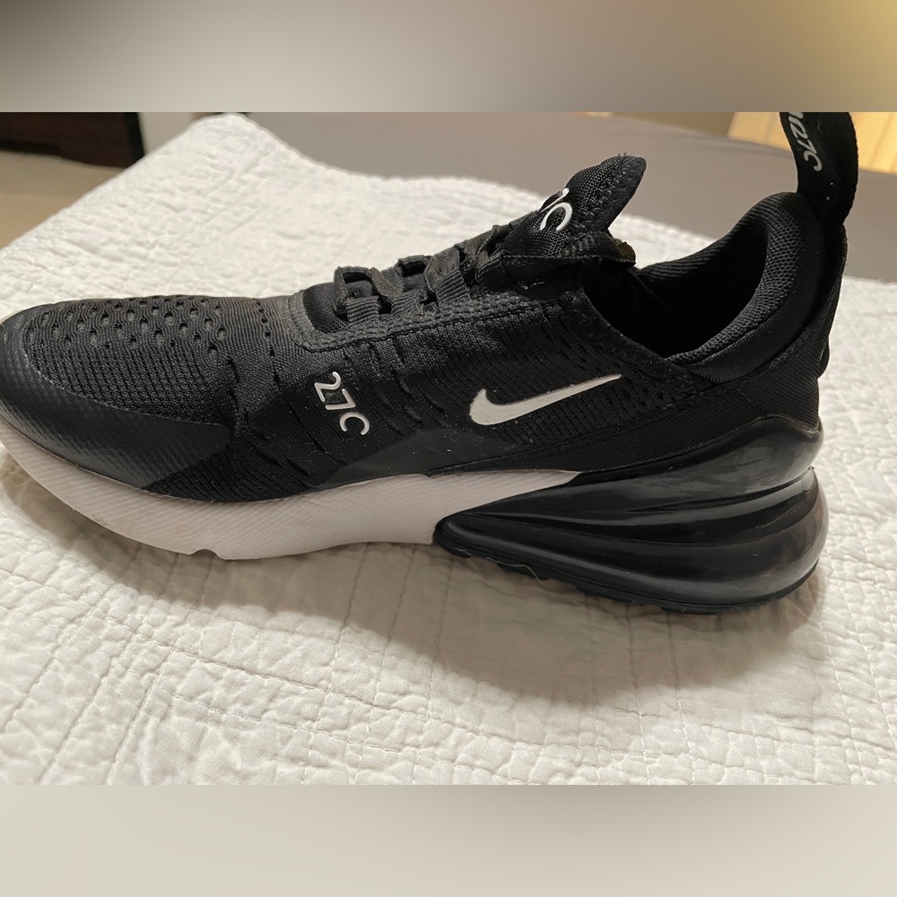 Nike Air Max 270 Women’s Size 6.5